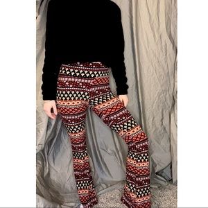 No Boundaries Tight Flare Patterned Pants Small